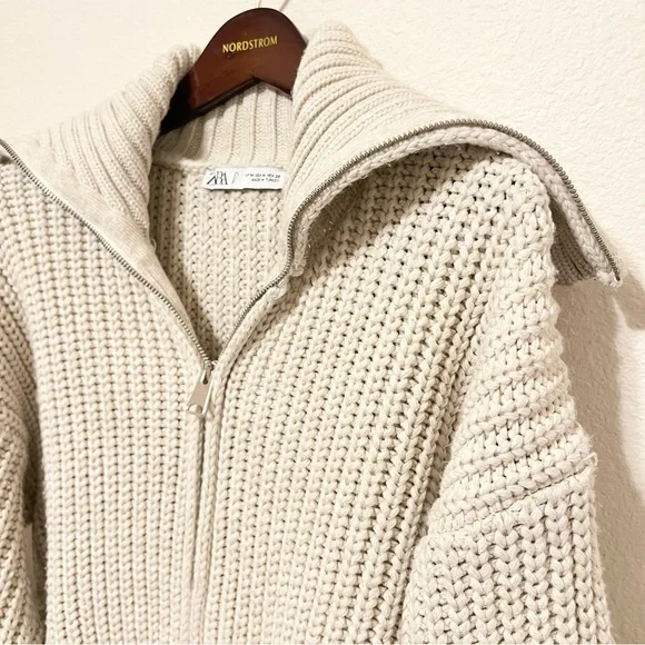 Zara high neck zipp up cardigan sweater, high neck chunky knit, cream, size M - Picture 8 of 11